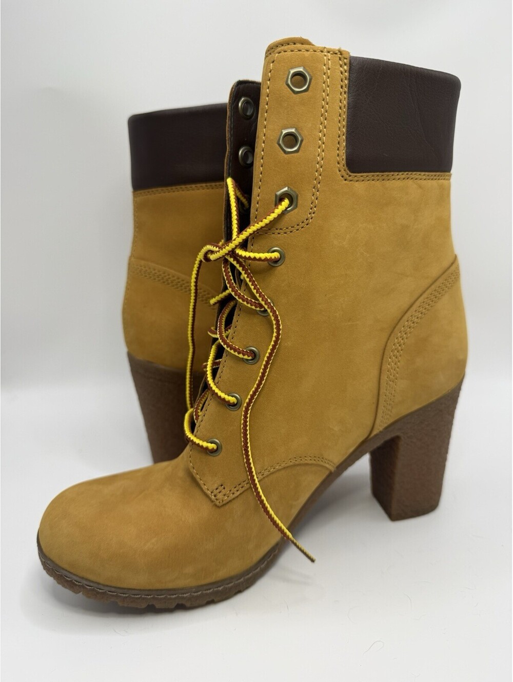 Timberland Women's 8 Tillston Wheat Nubuck Heeled Suede Boots Lace Up NWOB